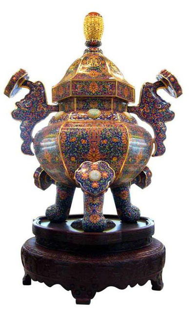 景泰蓝 铜胎掐丝珐琅的工艺价值与收藏魅力